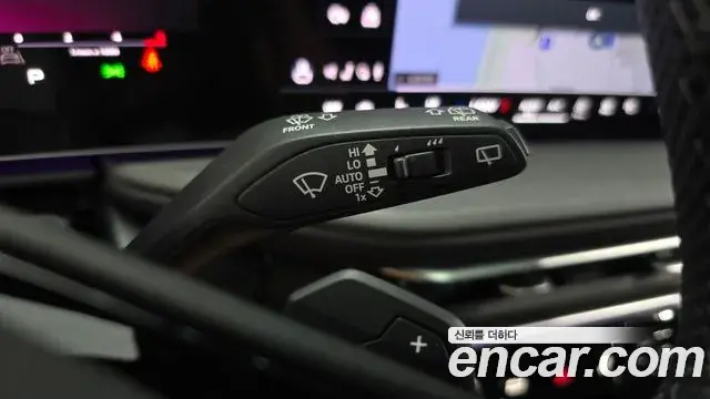 Audi Q5 2025 — Photo 9/35