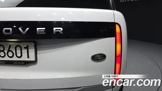 Land Rover Range Rover 2022 — Photo 7/40