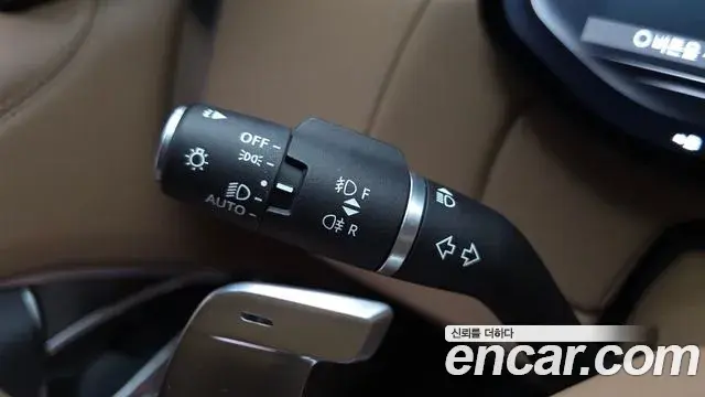 Land Rover Range Rover 2022 — Photo 5/40