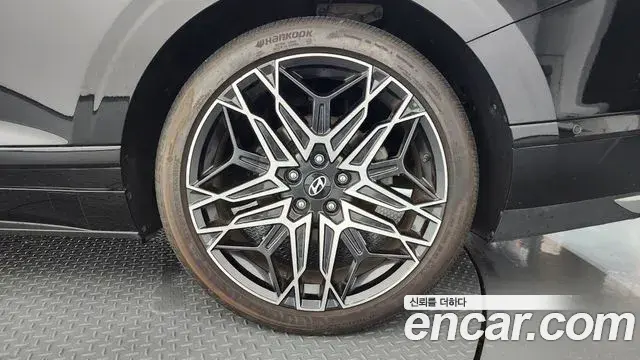 Hyundai Grandeur Hybrid 2023 — ფოტო 5/37