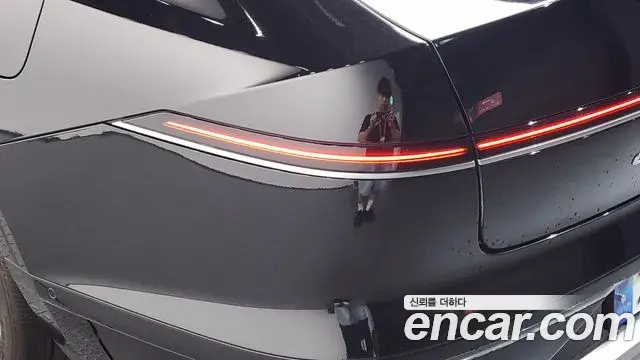 Hyundai Grandeur Hybrid 2023 — ფოტო 8/37