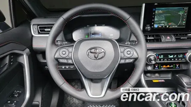 Toyota RAV4 2025 — Photo 32/32