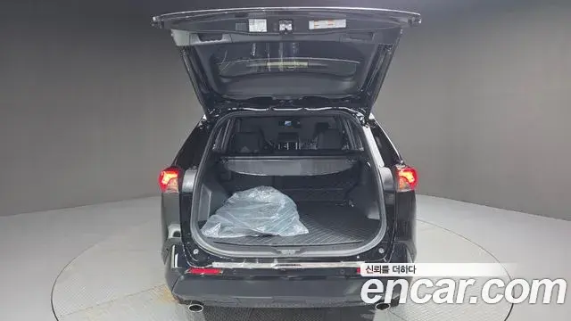 Toyota RAV4 2025 — Photo 4/32