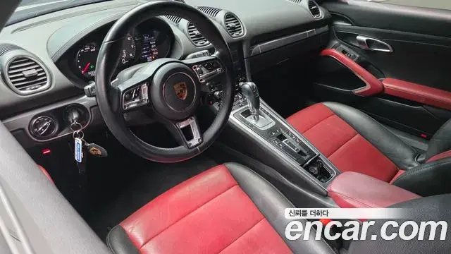 Porsche 718 Boxster 2020 — Фото 7/20