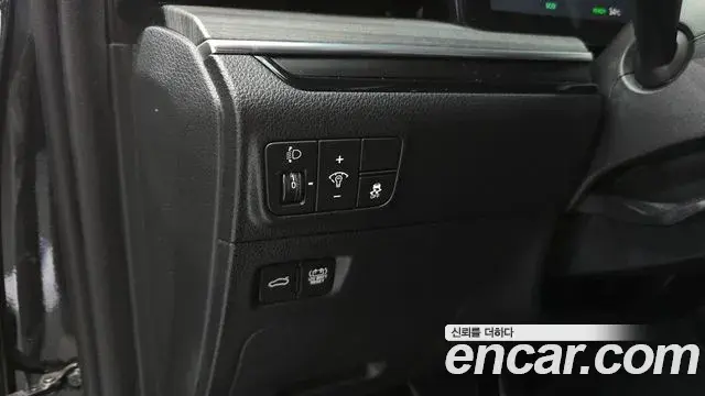 Kia K5 2024 — Şəkil 12/33