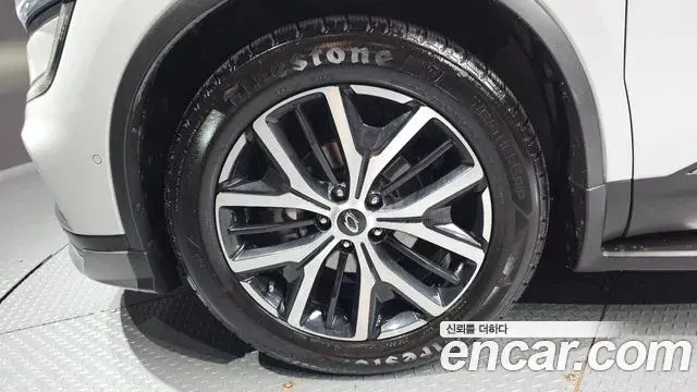 Renault Samsung QM6 2023 — ფოტო 9/33