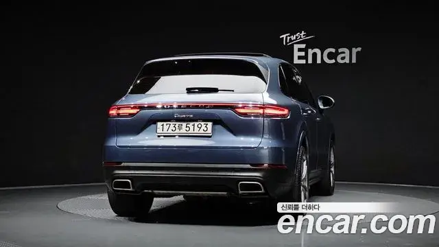 Porsche Cayenne 2020 — Фото 4/20