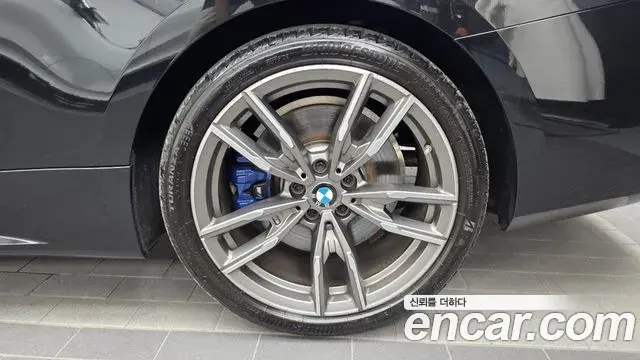BMW 4 Series 2021 — ფოტო 25/35