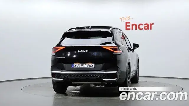 Kia Sportage 2021 — Фото 4/20