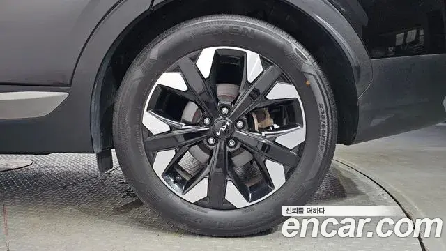 Kia Sportage 2021 — Şəkil 9/35