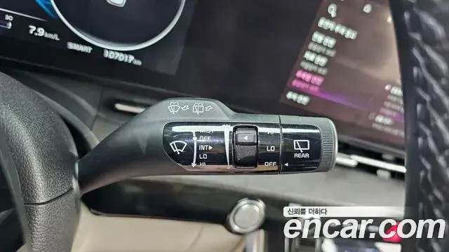 Kia Carnival 2021 — Photo 8/30