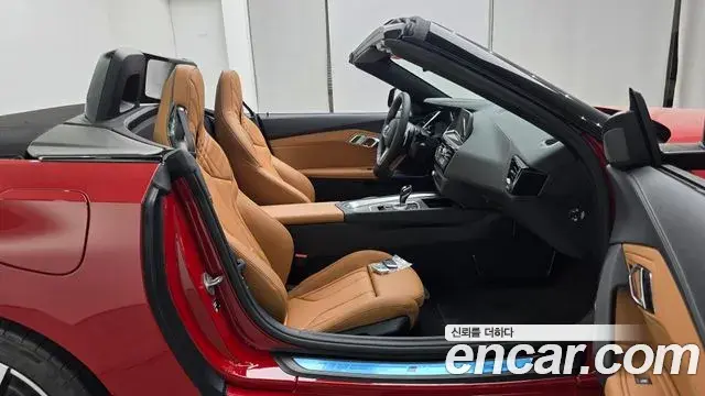 BMW Z4 2025 — Photo 11/31