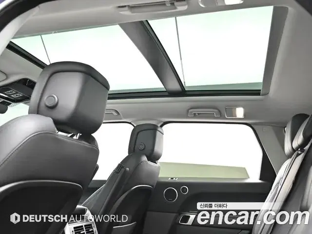 Land Rover Range Rover Sport 2019 — Photo 10/20