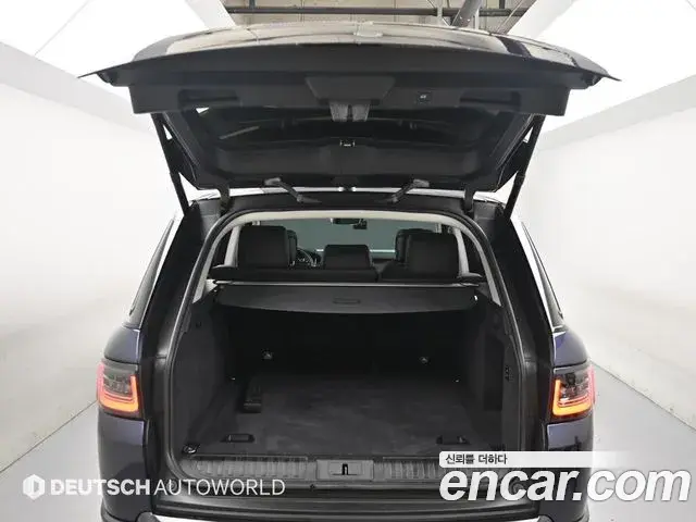 Land Rover Range Rover Sport 2019 — Photo 17/20