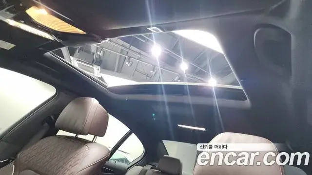BMW 5 Series 2021 — Photo 18/20