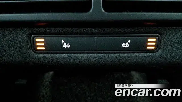 Land Rover Range Rover Evoque 2021 — Фото 14/20