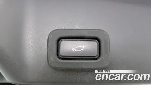 Land Rover Range Rover Evoque 2021 — Фото 15/20