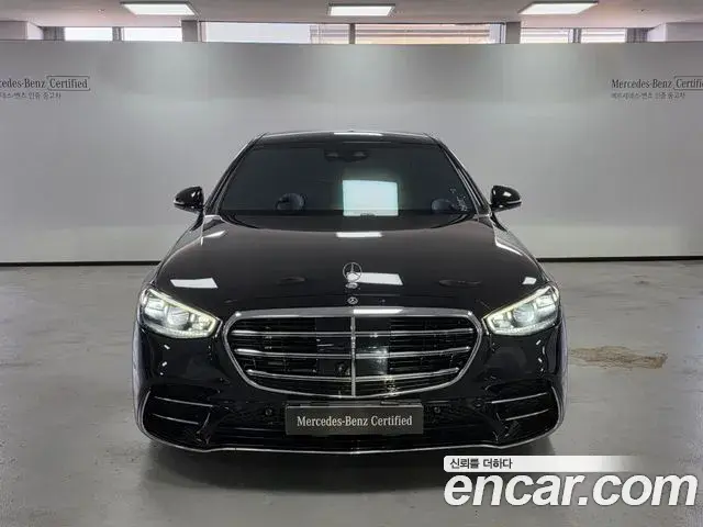 Mercedes-Benz S-Class 2021 — Photo 2/18