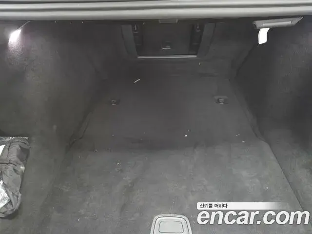 Mercedes-Benz S-Class 2021 — Photo 13/18