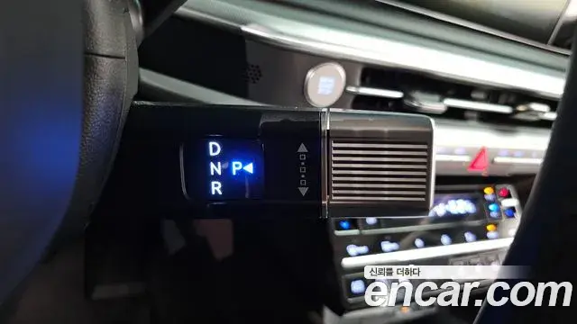 Hyundai Grandeur 2025 — Фото 9/20