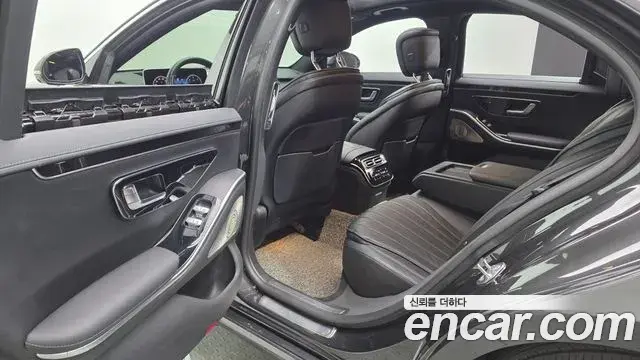 Mercedes-Benz S-Class 2021 — Фото 12/20
