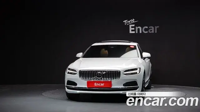 Volvo S90 2025 — ფოტო 23/37