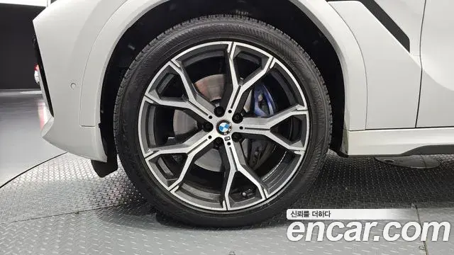 BMW X6 2020 — ფოტო 6/35