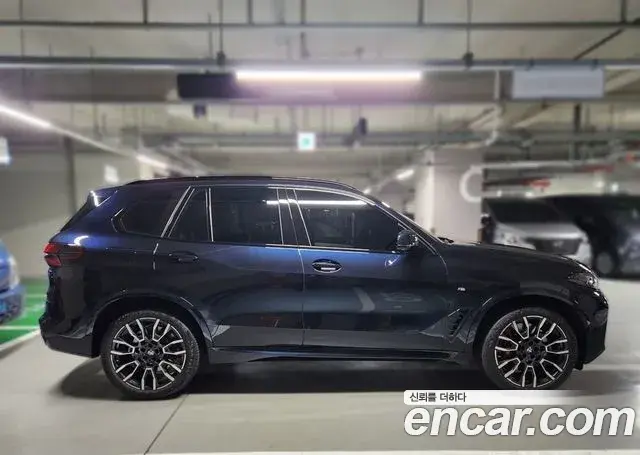 BMW X5 2026 — Фото 1/17
