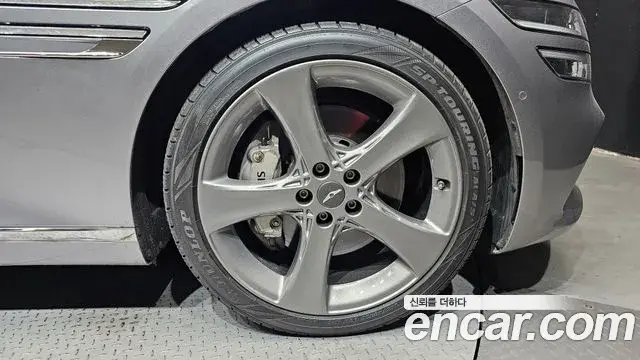 Genesis G80 2022 — Photo 33/33