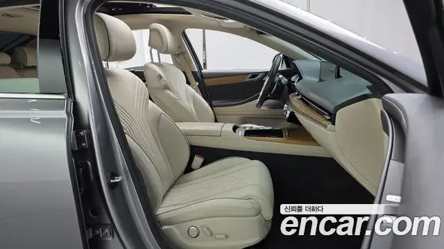 Genesis G80 2022 — Photo 20/33