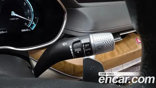 Genesis G80 2022 — Photo 24/33