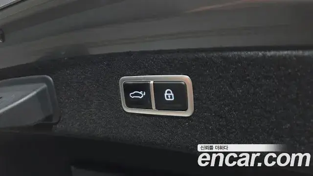 Genesis G80 2022 — Photo 25/33