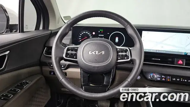 Kia Carnival 2024 — Фото 12/20