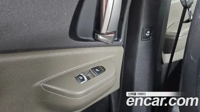 Kia Carnival 2024 — Фото 18/20
