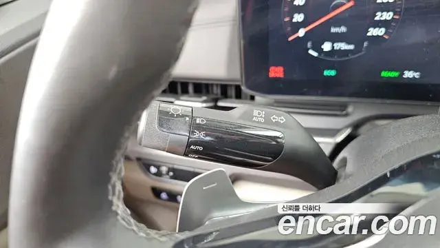 Kia Carnival 2024 — Photo 14/30