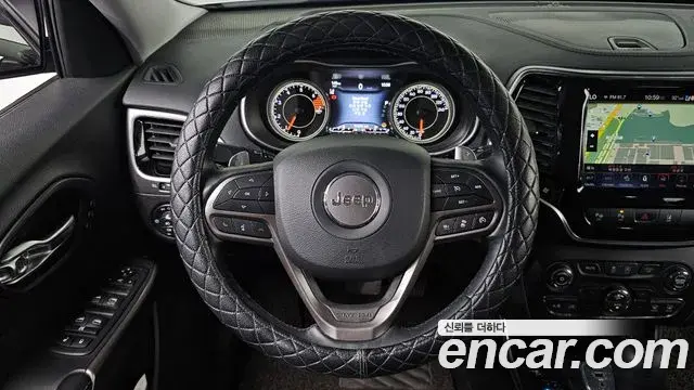 Jeep Cherokee 2021 — ფოტო 30/30
