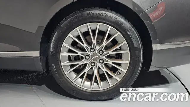 Genesis G80 2023 — ფოტო 29/35