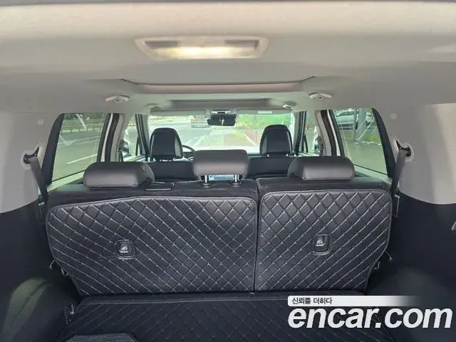 Hyundai Santa Fe 2024 — Фото 6/18