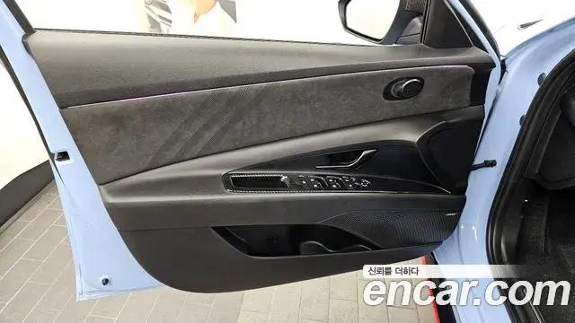 Hyundai The New Avante Hybrid 2022 — ფოტო 7/33
