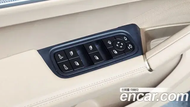 Porsche Cayenne 2024 — ფოტო 30/38