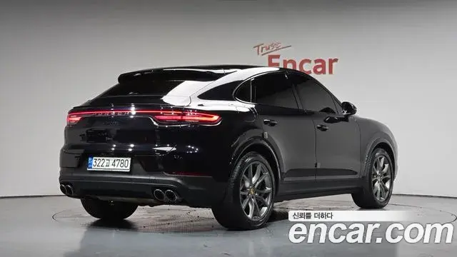 Porsche Cayenne 2022 — Photo 12/35