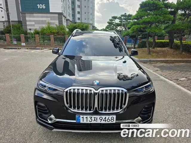 BMW X7 2021 — Фото 2/19