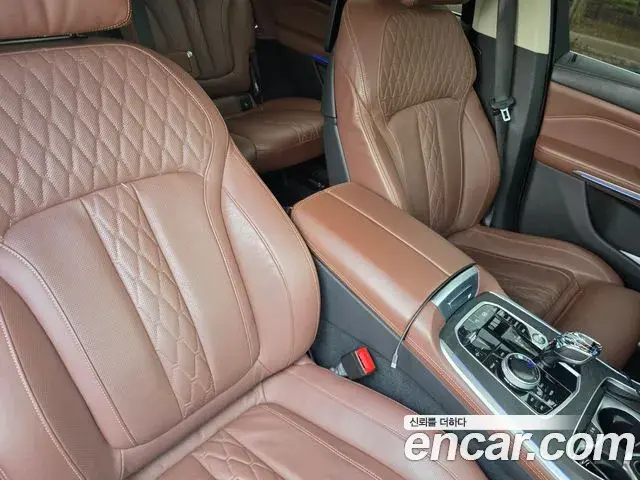 BMW X7 2021 — Фото 19/19