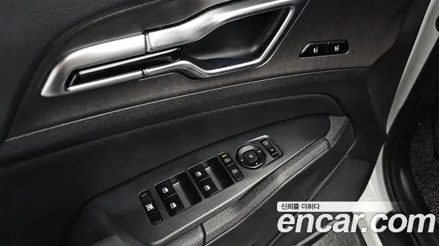 Kia Sportage 2025 — Фото 17/20