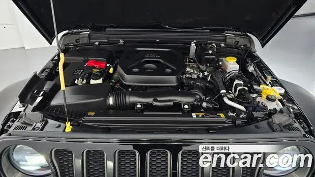 Jeep Wrangler 2023 — ფოტო 6/30