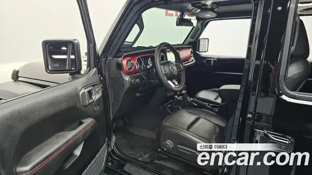Jeep Wrangler 2023 — ფოტო 30/30
