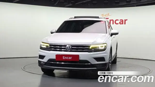 Volkswagen Tiguan Allspace 2018 — Photo 2/20