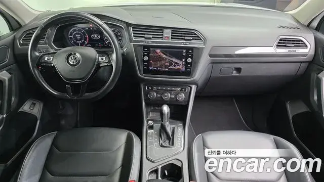 Volkswagen Tiguan Allspace 2018 — Photo 13/20