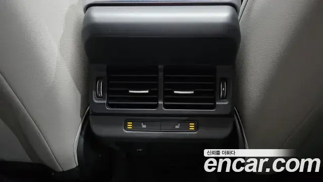 Land Rover Range Rover Evoque 2022 — Şəkil 9/35