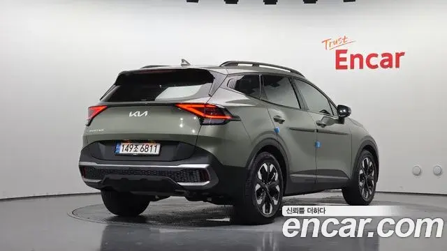 Kia Sportage 2021 — Фото 2/20